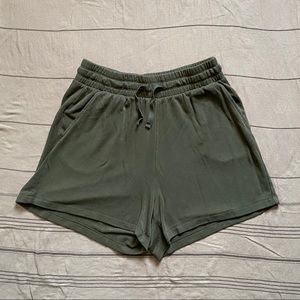 Lou & Grey Signaturesoft Plush Drawstring Shorts